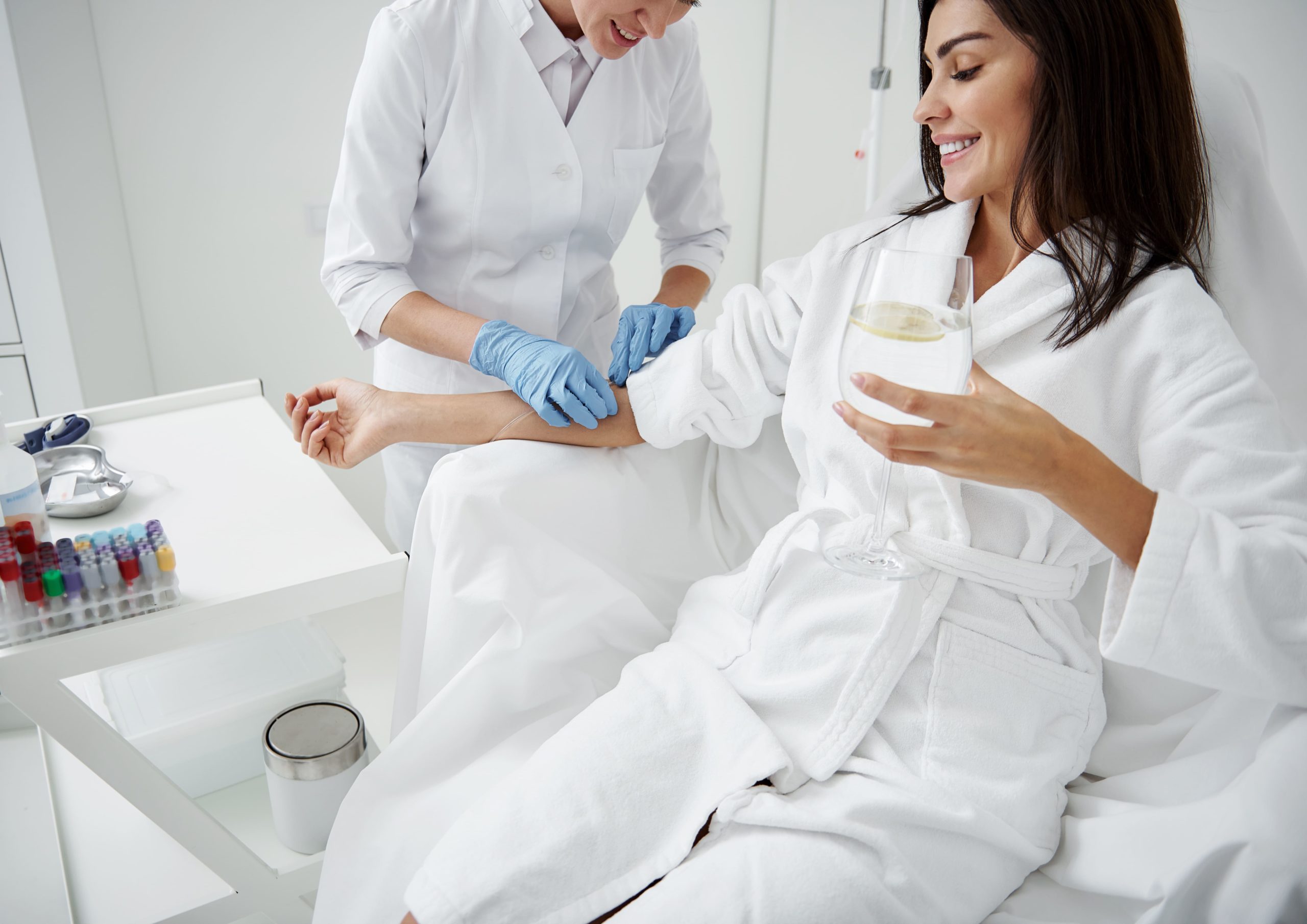 IV-Nutrient-Therapy-By-Roots-Wellness-and-Medspa-in-Tampa-FL